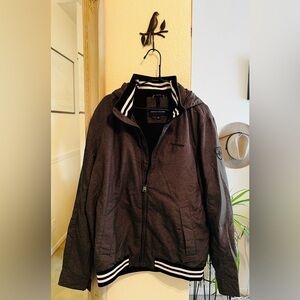 Tommy Hilfiger soft-shell, hooded jacket - size M.